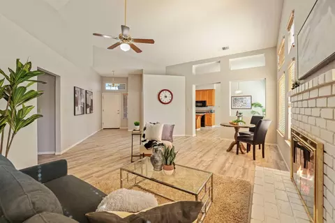 Living - 232 Ruess, Ripon, CA 95366 photo 2 of 3