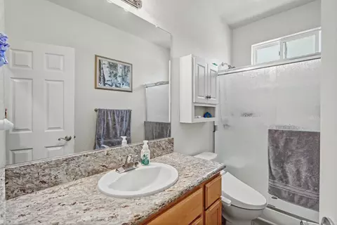 Bath - 327 Manor Dr, Ione, CA 95640 photo 5 of 6