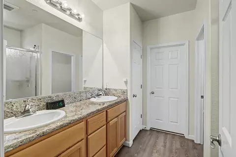 Bath - 327 Manor Dr, Ione, CA 95640 photo 1 of 6