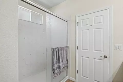 Bath - 327 Manor Dr, Ione, CA 95640 photo 2 of 6