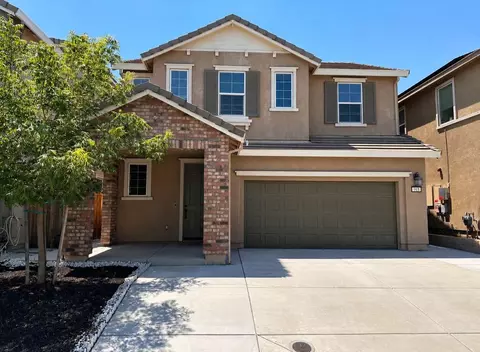 913 Puma St, Rocklin, CA 95765
