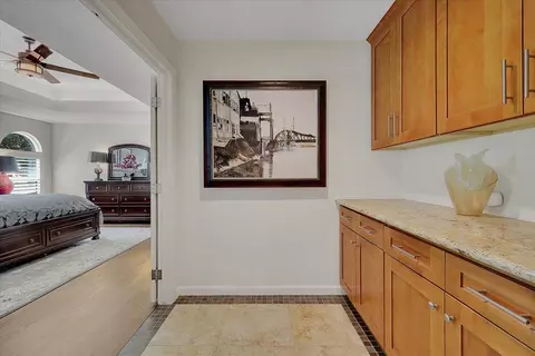 Entry Way - 8028 Butte Ave, Sutter, CA 95982 photo 5 of 8