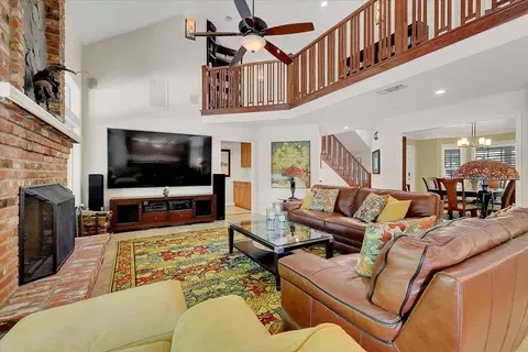 Living - 8028 Butte Ave, Sutter, CA 95982 photo 2 of 5