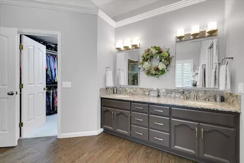Bath - 8028 Butte Ave, Sutter, CA 95982 photo 3 of 9