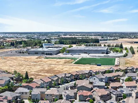 View/Area - 1480 Westwind Way, Rocklin, CA 95765 photo 9 of 11