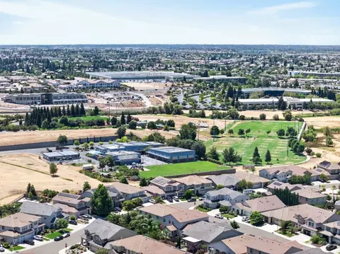 View/Area - 1480 Westwind Way, Rocklin, CA 95765 photo 10 of 11