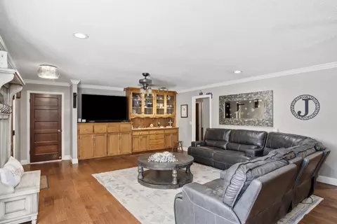 Living - 2081 Drew Ave, Turlock, CA 95382 photo 1 of 1
