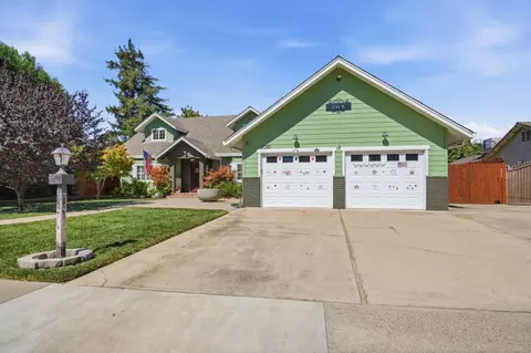 Exterior - 2081 Drew Ave, Turlock, CA 95382 photo 2 of 11
