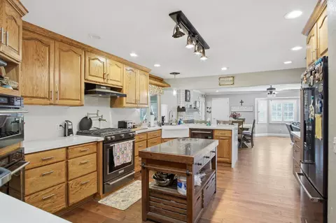 Kitchen - 2081 Drew Ave, Turlock, CA 95382 photo 3 of 3