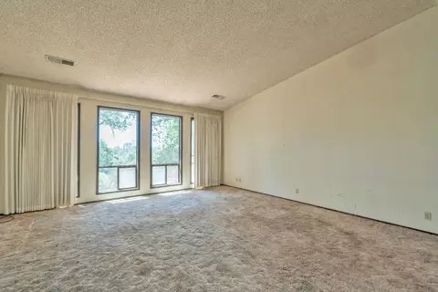 Living - 2020 Adobe Trl, Placerville, CA 95667 photo 4 of 6