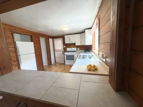 Kitchen - 110 Church St, Jackson, CA 95642 photo 5 of 8