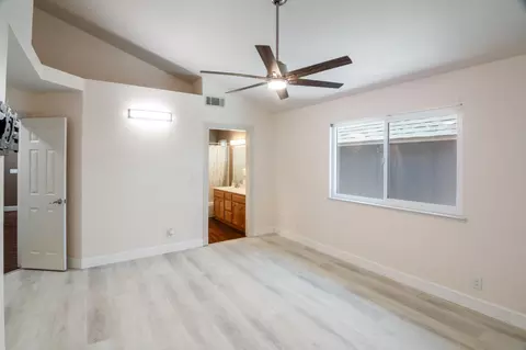 Bedroom - 462 Chablis Way, Manteca, CA 95337 photo 1 of 3