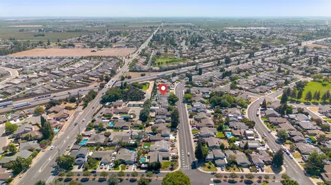 View/Area - 924 Alpine Ave, Manteca, CA 95336 photo 14 of 14
