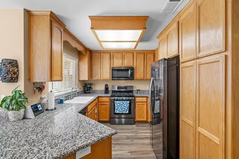 626 Comstock Ln, Manteca, CA 95336 photo 19