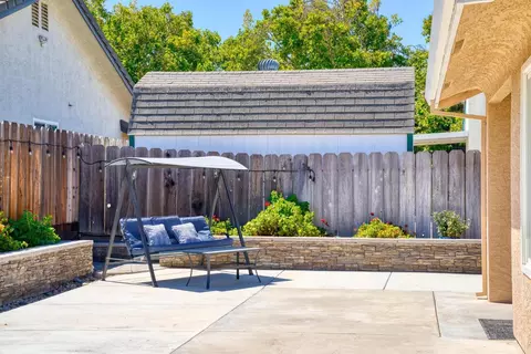 626 Comstock Ln, Manteca, CA 95336 photo 39