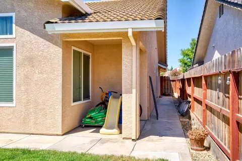 626 Comstock Ln, Manteca, CA 95336 photo 40