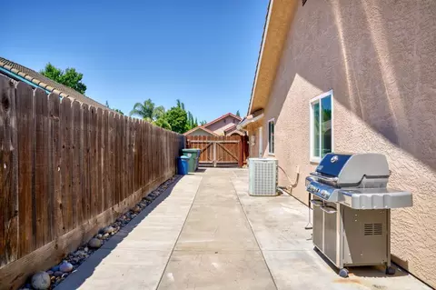 626 Comstock Ln, Manteca, CA 95336 photo 37