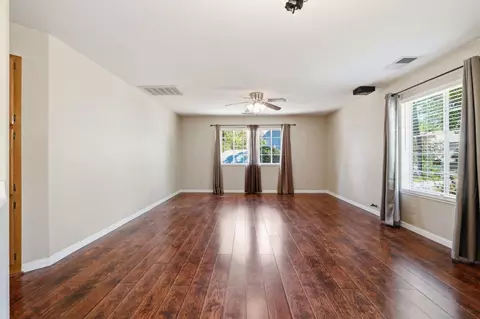 Living - 657 David Cir, Placerville, CA 95667 photo 3 of 4