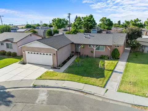 914 Valencia Dr, Los Banos, CA 93635
