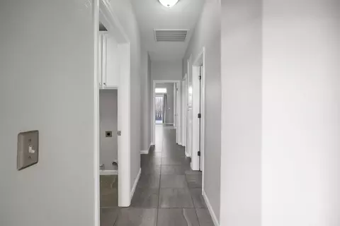 Entry Way - 3920 Mountain View Rd, Turlock, CA 95382 photo 3 of 4