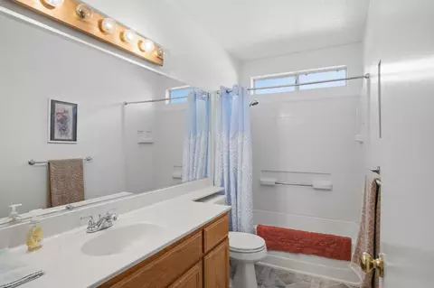 Bath - 2702 Parkway, Ceres, CA 95307 photo 2 of 2