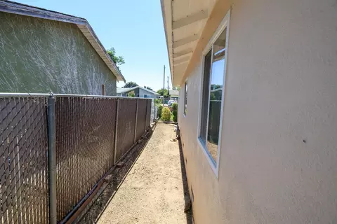 1652 E Regal St, Stockton, CA 95205 photo 35