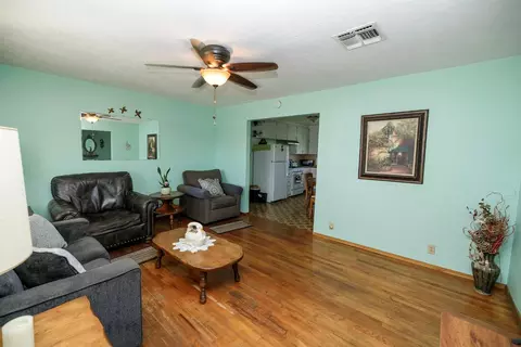 1652 E Regal St, Stockton, CA 95205 photo 11