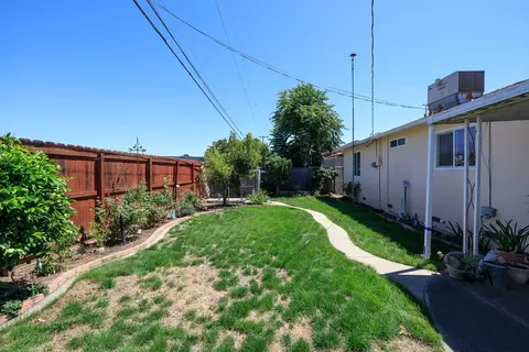 1652 E Regal St, Stockton, CA 95205 photo 28