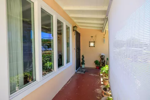 1652 E Regal St, Stockton, CA 95205 photo 5