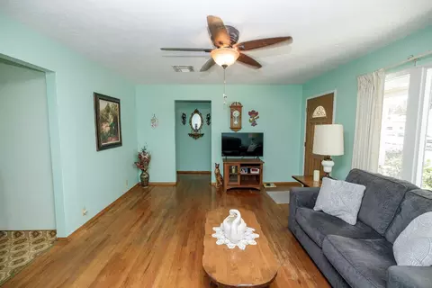 1652 E Regal St, Stockton, CA 95205 photo 9