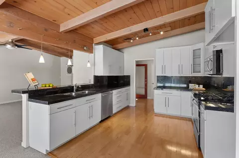 Kitchen - 1329 Fordham Ave, Modesto, CA 95350 photo 3 of 3