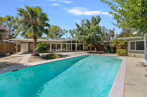 Exterior - 1329 Fordham Ave, Modesto, CA 95350 photo 5 of 5