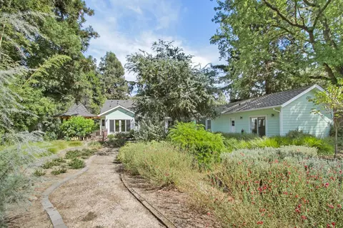Exterior - 27462 Oakside Dr, Davis, CA 95618 photo 20 of 25