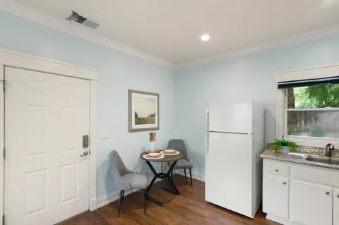 Dining - 27462 Oakside Dr, Davis, CA 95618 photo 4 of 4