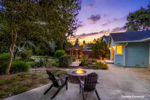 Exterior - 27462 Oakside Dr, Davis, CA 95618 photo 2 of 25
