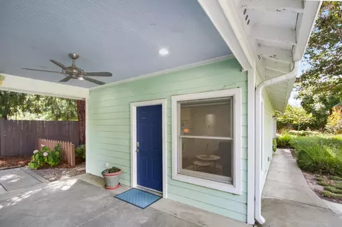 Exterior - 27462 Oakside Dr, Davis, CA 95618 photo 7 of 25