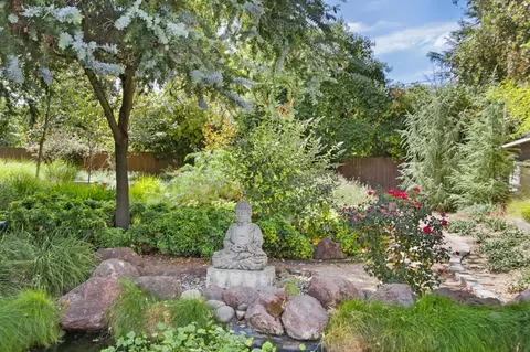 Exterior - 27462 Oakside Dr, Davis, CA 95618 photo 16 of 25