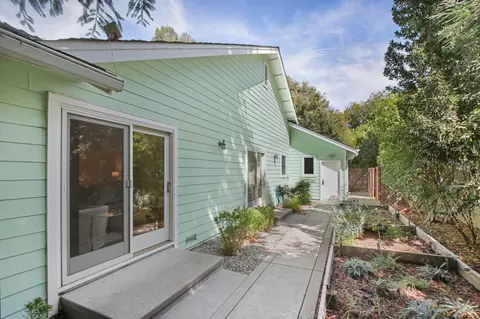 Exterior - 27462 Oakside Dr, Davis, CA 95618 photo 6 of 25