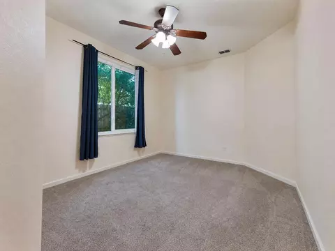 Bedroom - 1733 S Daniel Dr, Ripon, CA 95366 photo 1 of 11