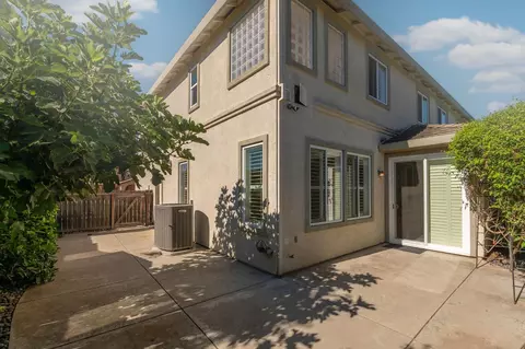 Exterior - 1733 S Daniel Dr, Ripon, CA 95366 photo 9 of 12
