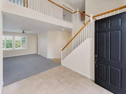 Entry Way - 1733 S Daniel Dr, Ripon, CA 95366 photo 2 of 7