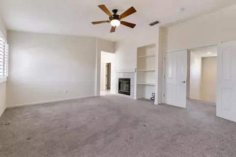 Living - 1733 S Daniel Dr, Ripon, CA 95366 photo 8 of 9