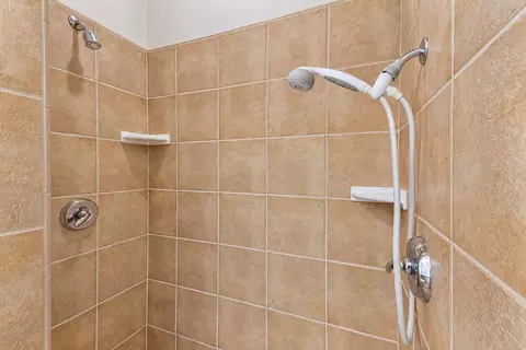 Bath - 1733 S Daniel Dr, Ripon, CA 95366 photo 10 of 10