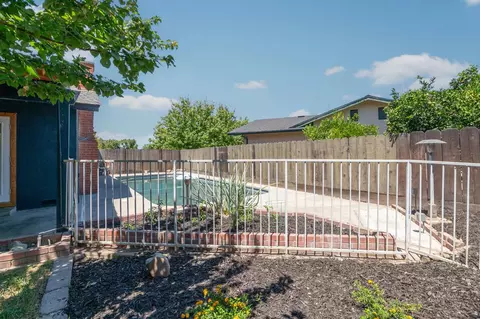 Exterior - 3216 Coventry Way, Modesto, CA 95350 photo 10 of 16