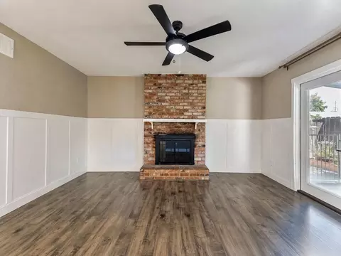 Living - 3216 Coventry Way, Modesto, CA 95350 photo 9 of 9