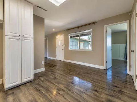 Entry Way - 3216 Coventry Way, Modesto, CA 95350 photo 2 of 2