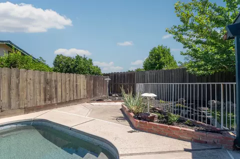 Exterior - 3216 Coventry Way, Modesto, CA 95350 photo 12 of 16