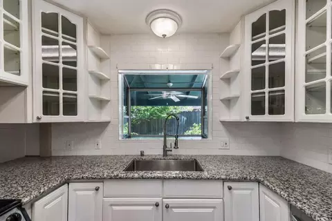 Kitchen - 3216 Coventry Way, Modesto, CA 95350 photo 4 of 4