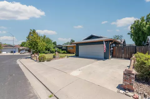Exterior - 3216 Coventry Way, Modesto, CA 95350 photo 2 of 16