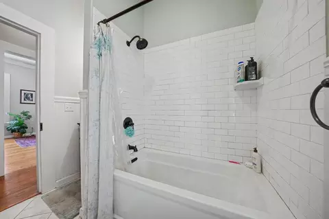 Bath - 43 Spanish St, Sutter Creek, CA 95685 photo 2 of 8